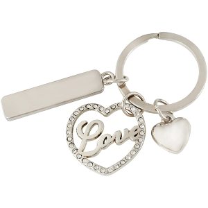 מחזיק מפתחות עם חריטה - תליון לב LOVE